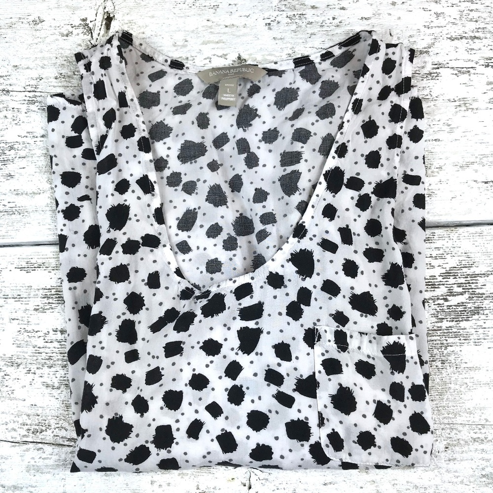 Banana Republic ~ Ink Splotch Sleeveless Blouse